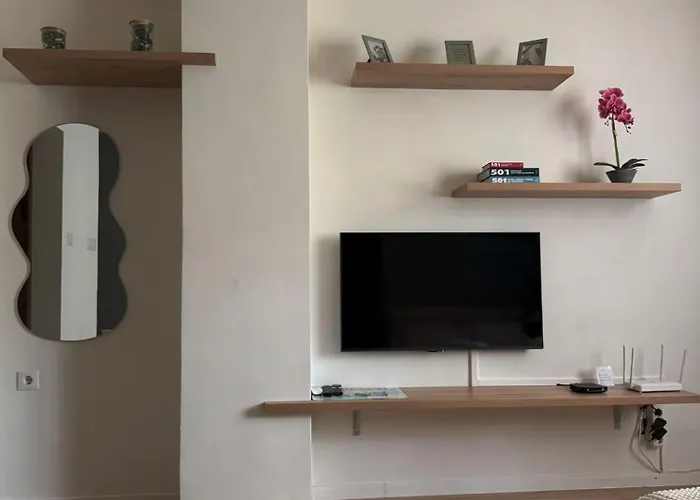 Nest & Rest דירה *