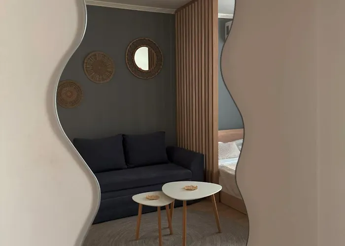 Nest & Rest וארנה